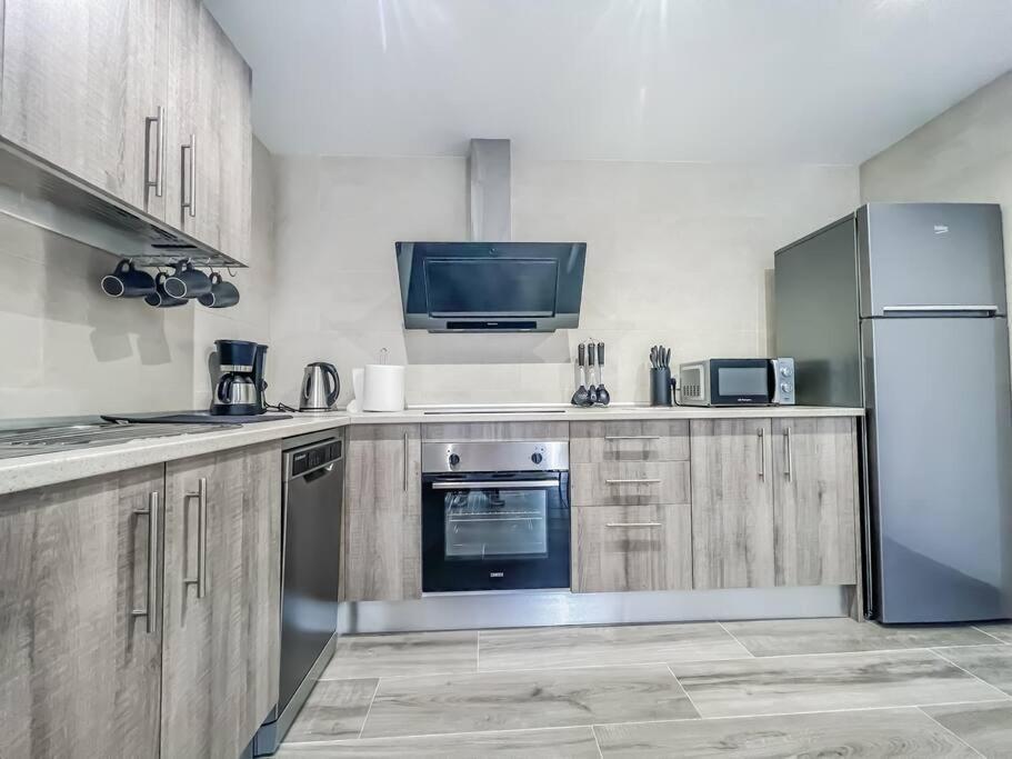 Modern 2 Bed Apartment With Pool In Frigiliana Bagian luar foto