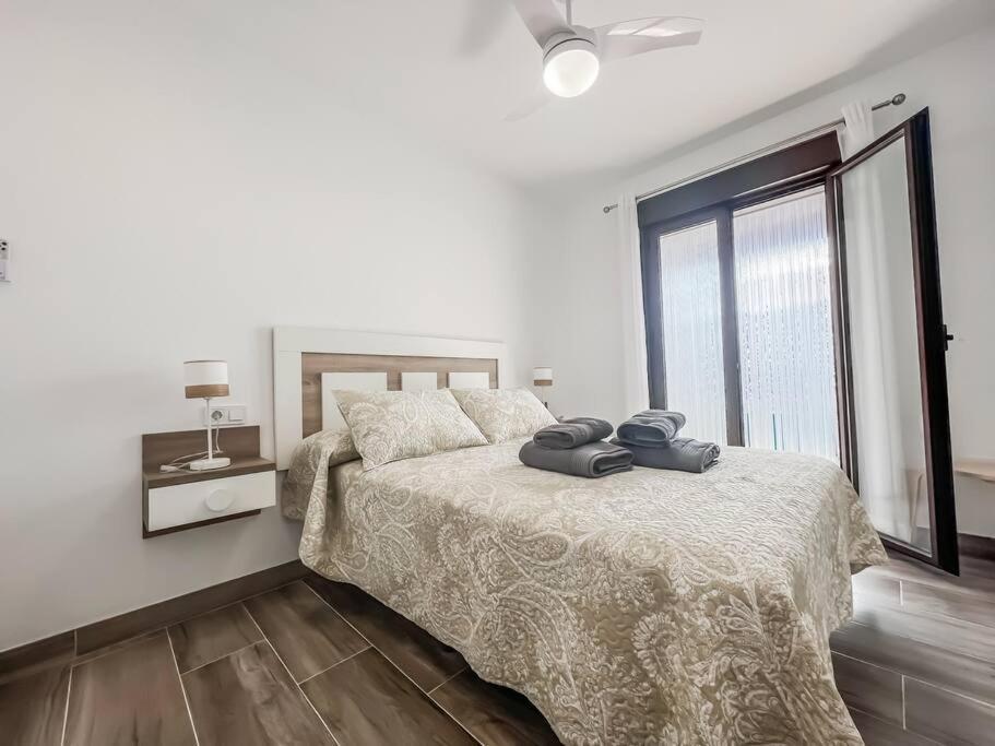 Modern 2 Bed Apartment With Pool In Frigiliana Bagian luar foto